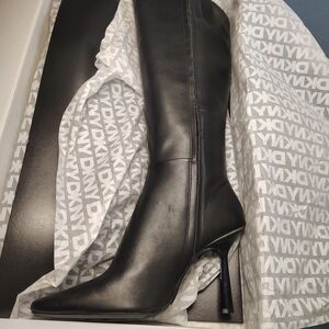 DKNY Black Women's Knee-High Boots Brand New 💯